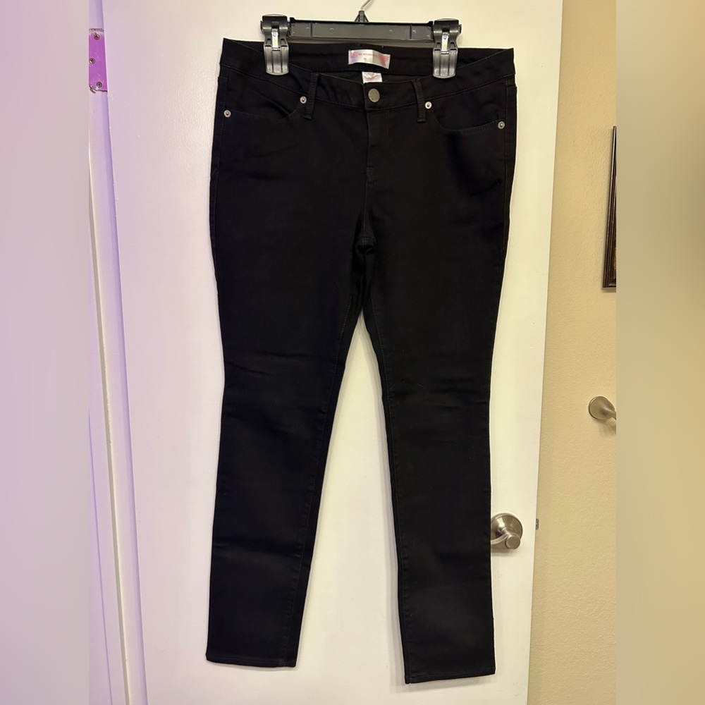 Women’s black jeans